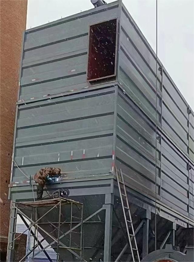 成年人免费看片